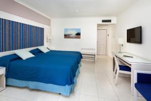 Кровать или кровати в номере Tigotan Lovers & Friends Playa de las Americas - Adults Only (+18)