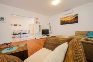 TV a/nebo společenská místnost v ubytování Holiday home in Ist - Insel Ist 39017
