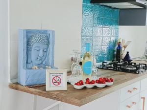 A kitchen or kitchenette at Casa Bakara