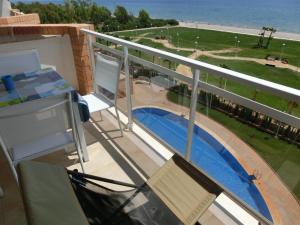 Bazén v ubytování EDESSA - Primera Linea nebo v jeho okolí