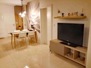 TV a/nebo společenská místnost v ubytování Apartment in Silo/Insel Krk 36991