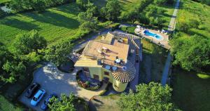 Bazén v ubytovaní Holiday home Montefiascone - Latium 30408 alebo v jeho blízkosti