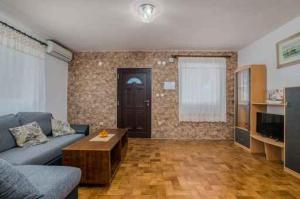 Kuchyňa alebo kuchynka v ubytovaní Apartment in Klimno/Insel Krk 14302 + 23 fotografií