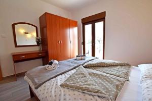 Fotografia z galérie ubytovania Apartment in Starigrad-Paklenica 34350 v destinácii Starigrad-Paklenica + 7 fotografií