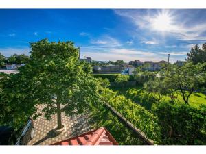 Fotografie z fotogalerie ubytování Apartments in Starigrad-Paklenica 6882 v destinaci Starigrad-Paklenica