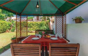 Vonkajšia záhrada v ubytovaní Apartment in Rovinj - Istrien 11802