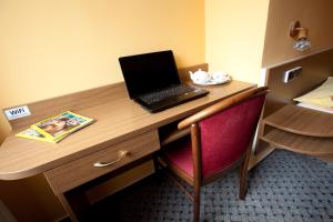 TV a/nebo společenská místnost v ubytování Hotel U Jiřího