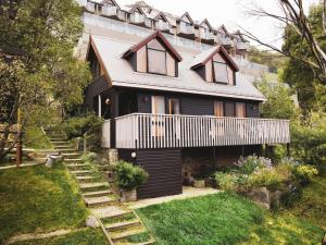 Gallery image of Crackenback Castle Chalet in Thredbo