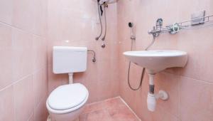 Kúpeľňa v ubytovaní Rooms Kisic + 8 fotografií