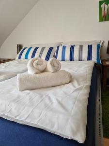 Postel nebo postele na pokoji v ubytování Ferienwohnung Schwetzingen