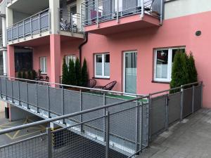 Balkón alebo terasa v ubytovaní Apartament Żeglarska Loft U4