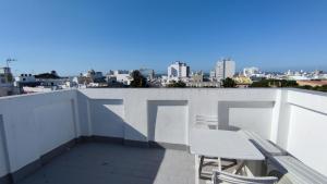 Zdjęcie z galerii obiektu APARTAMENTOS MINA4 tipo II Torre Mirador w Kadyksie