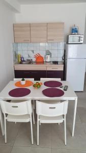 Kuchyň nebo kuchyňský kout v ubytování Batkoski Apartments