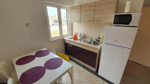Kuchyň nebo kuchyňský kout v ubytování Batkoski Apartments