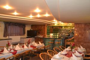 Napoje w obiekcie Hotel Monttis