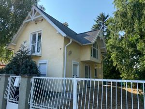 Budova, v ktorej sa apartmán nachádza