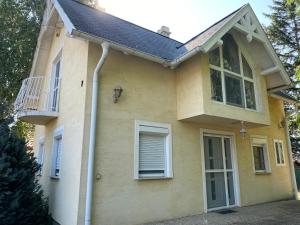 Budova, v ktorej sa apartmán nachádza