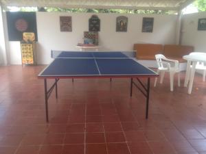 Stolní tenis v ubytování Arizona Ranch Hotel nebo okolí