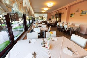 Restaurace v ubytování Hotel da Roberto