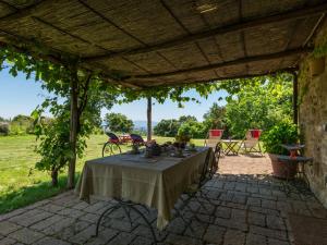 A garden outside Holiday Home Ginestra by Interhome