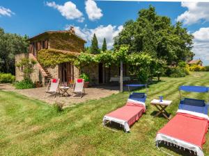 A garden outside Holiday Home Ginestra by Interhome