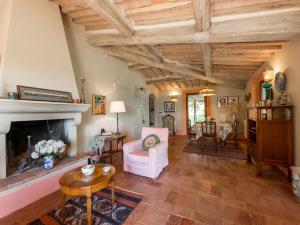A seating area at Holiday Home Ginestra by Interhome