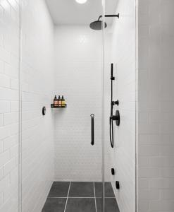 Ein Badezimmer in der Unterkunft Gansevoort Meatpacking