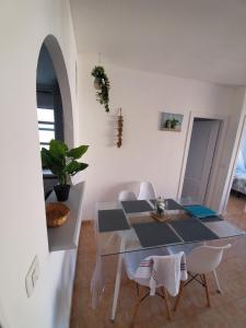 Fotografie z fotogalerie ubytování Appartement proche plage avec piscine en centre ville v destinaci Torrevieja