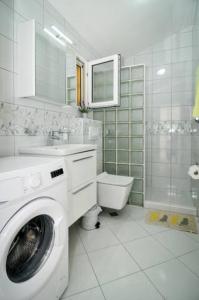 Kupatilo u objektu Busola Apartments