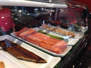 Makanan di atau di tempat lain dekat hotel