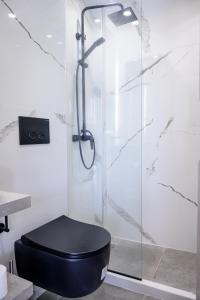 Kúpeľňa v ubytovaní Luxury Suites by Panagiota
