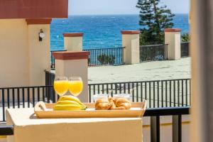 Zdjęcie z galerii obiektu QUEEN MARBELLA - Romana Playa w Marbelli
