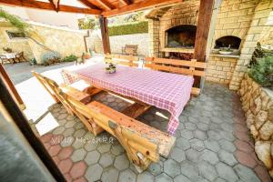 Patio nebo venkovní prostory v ubytování Apartment Rogoznica - Sibenik Riviera 7187