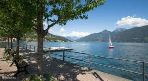 Imagen de la galería de CasaCamelia 35, 3 BDRM with view Lake Como, en Acquaseria