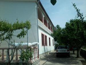 Gallery image of Two-Bedroom Apartment in Lopar III in Lopar