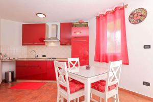 Kuchyňa alebo kuchynka v ubytovaní Studio Apartment in Vrsar I