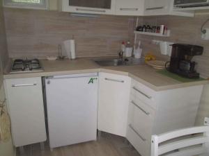 Zdjęcie z galerii obiektu Holiday Home Gyenesdias 5 w Gyenesdiás