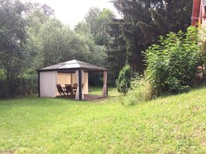 Fotografie z fotogalerie ubytování Holiday home in Hertvikovice 2320 v destinaci Hertvíkovice