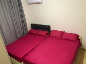 A bed or beds in a room at Amazing Chalet at Bluebay Asian Resort Pool View - Families Only