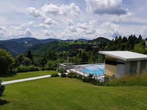 Gallery image of Apartments Za Grapo in Cerkno