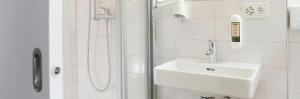 Bilik mandi di Hotel Hottingen