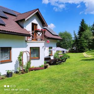 Κήπος έξω από το Willa Monika Zieleniec