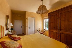 A bed or beds in a room at Agriturismo Percenna