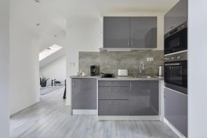 Fotografia z galérie ubytovania Airy Rooftop Flat in Michle by Prague Days v Prahe