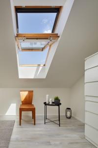 Fotografia z galérie ubytovania Airy Rooftop Flat in Michle by Prague Days v Prahe