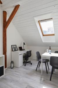 Fotografia z galérie ubytovania Airy Rooftop Flat in Michle by Prague Days v Prahe
