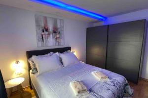 Postel nebo postele na pokoji v ubytování Luxury APARTMAN BILI