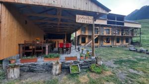 Landskap semula jadi dekat dengan rumah tamu ini
