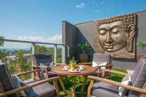 Μπαλκόνι ή βεράντα στο Ramada Suites by Wyndham Zen Quarter Darwin