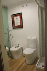 Kúpeľňa v ubytovaní Apartamento con Terraza y Piscina, Baiona